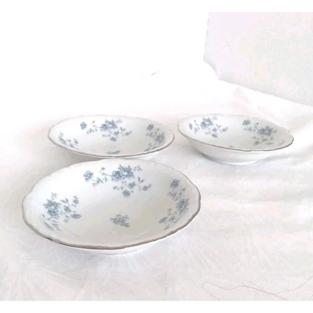 HAVILAND Johann Blue Garland Rimmed Berry Bowls Bavaria Germany Set of 3